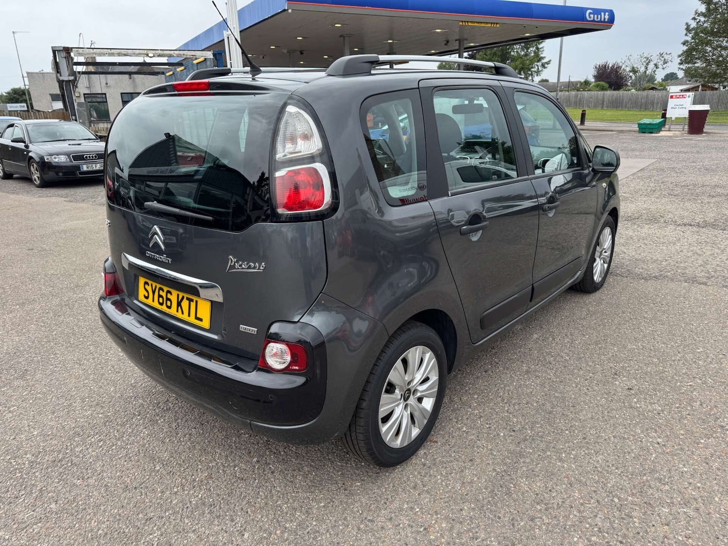 Used Citroen C3 Picasso 2016 for sale - 76651155: Photo 11