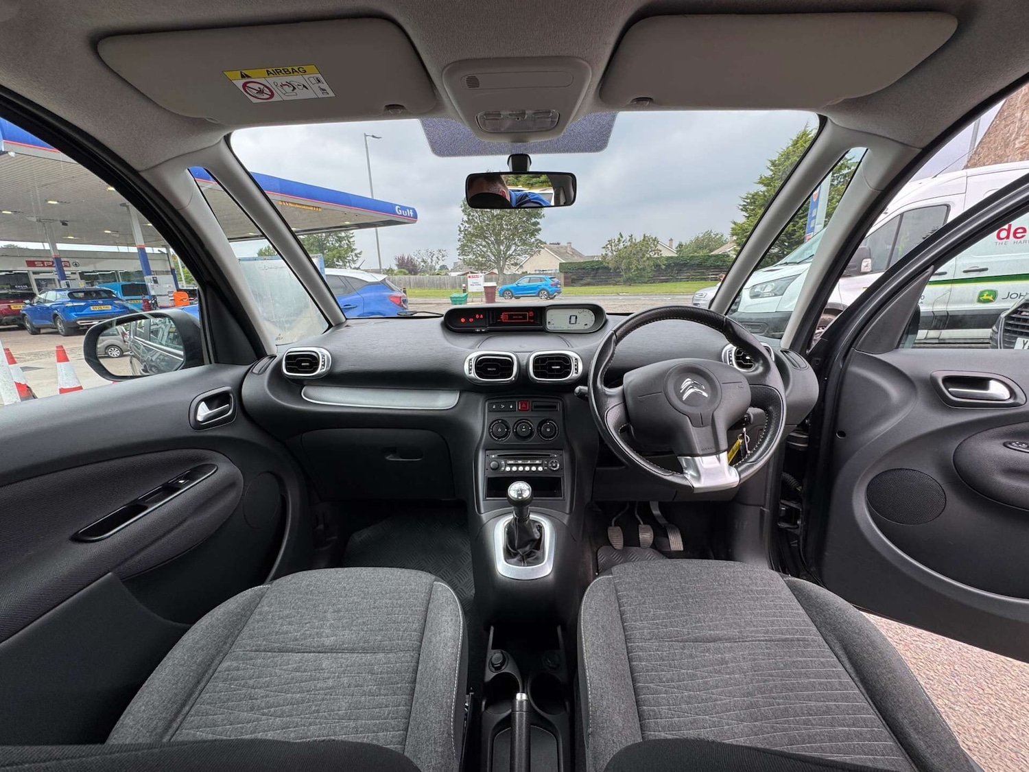 Used Citroen C3 Picasso 2016 for sale - 76651155: Photo 13