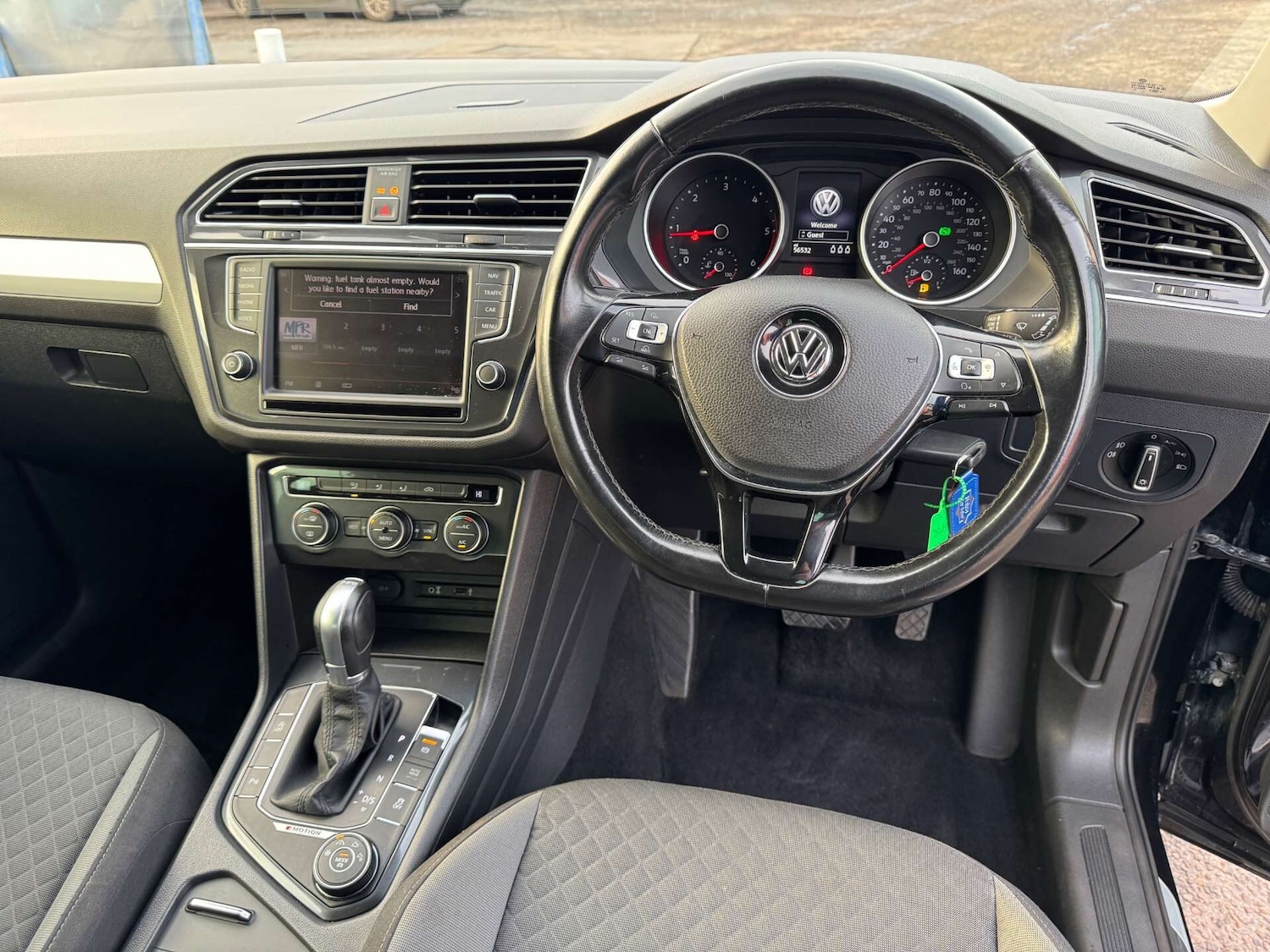 Used Volkswagen Tiguan 2016 for sale - 76909334: Photo 24