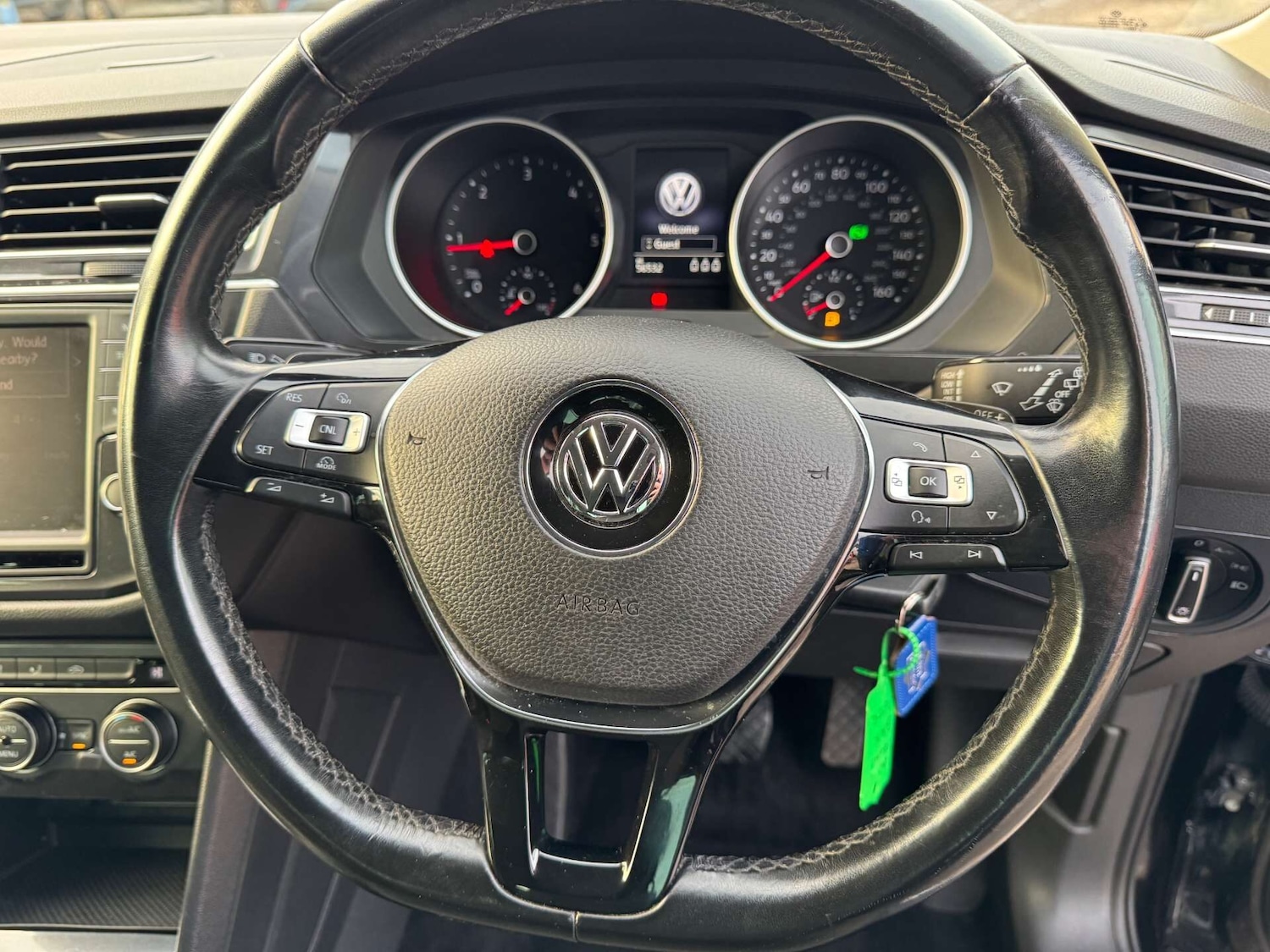 Used Volkswagen Tiguan 2016 for sale - 76909334: Photo 25