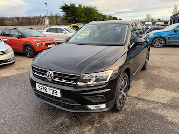 Used Volkswagen Tiguan 2016 for sale - 76909334: Photo