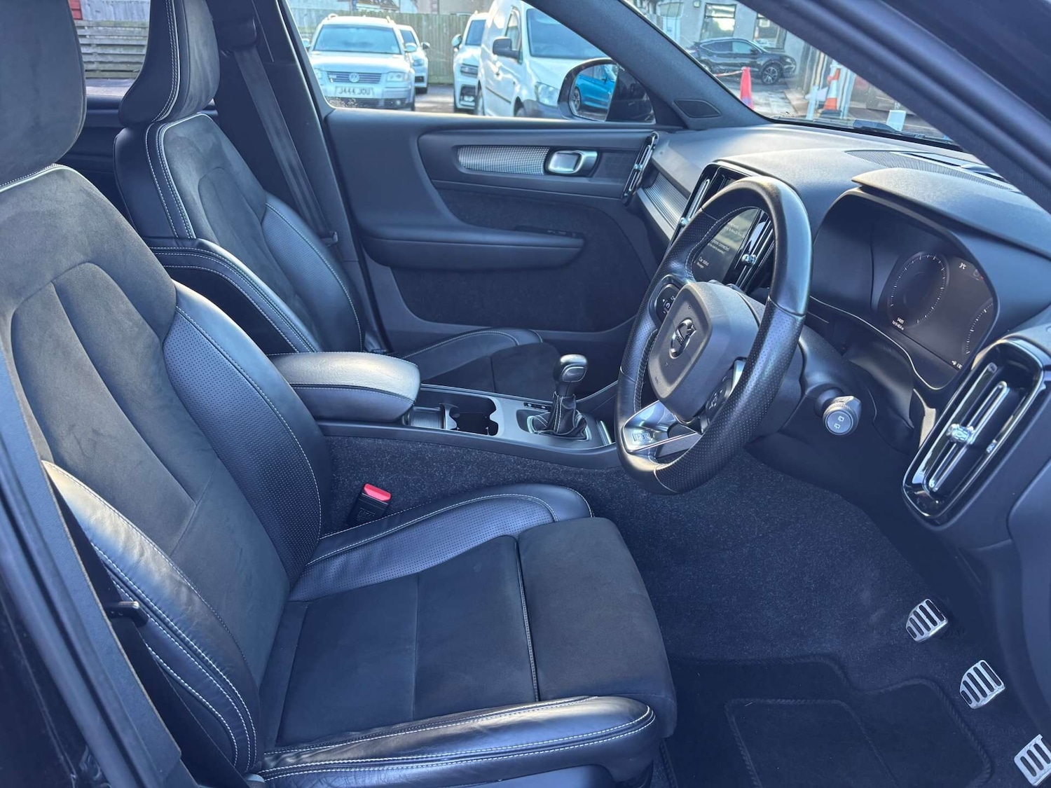 Used Volvo XC40 2020 for sale - 77640253: Photo 15