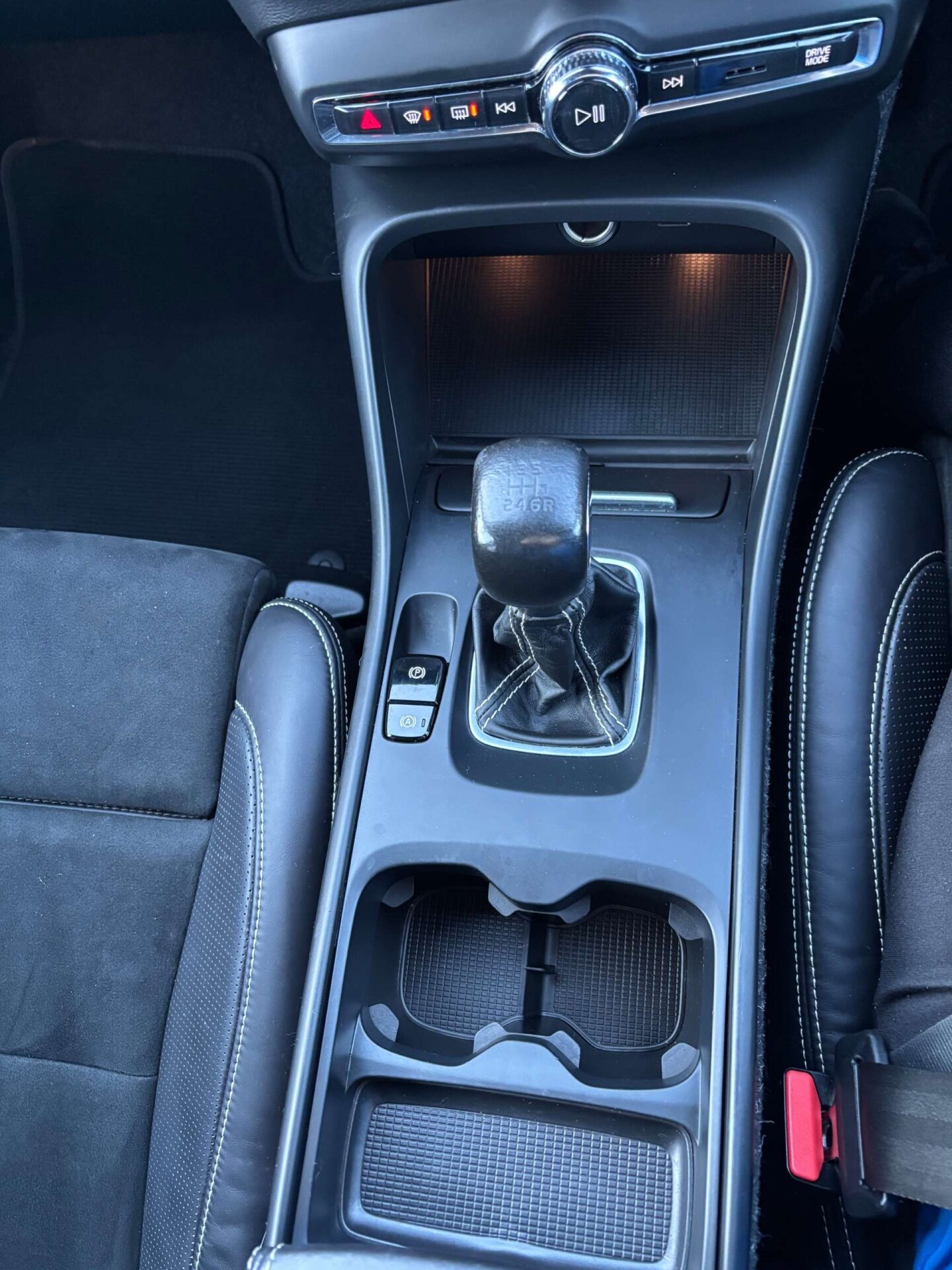 Used Volvo XC40 2020 for sale - 77640253: Photo 29