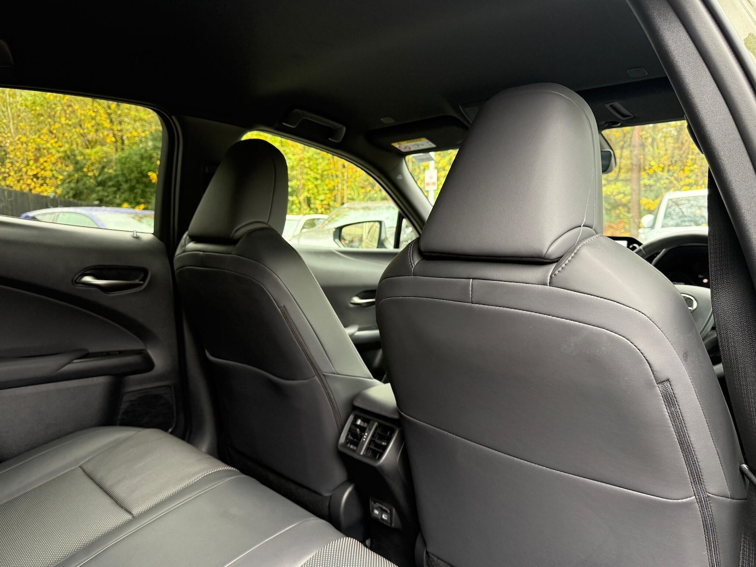 Used Lexus UX 2025 for sale - 76573630: Photo 10