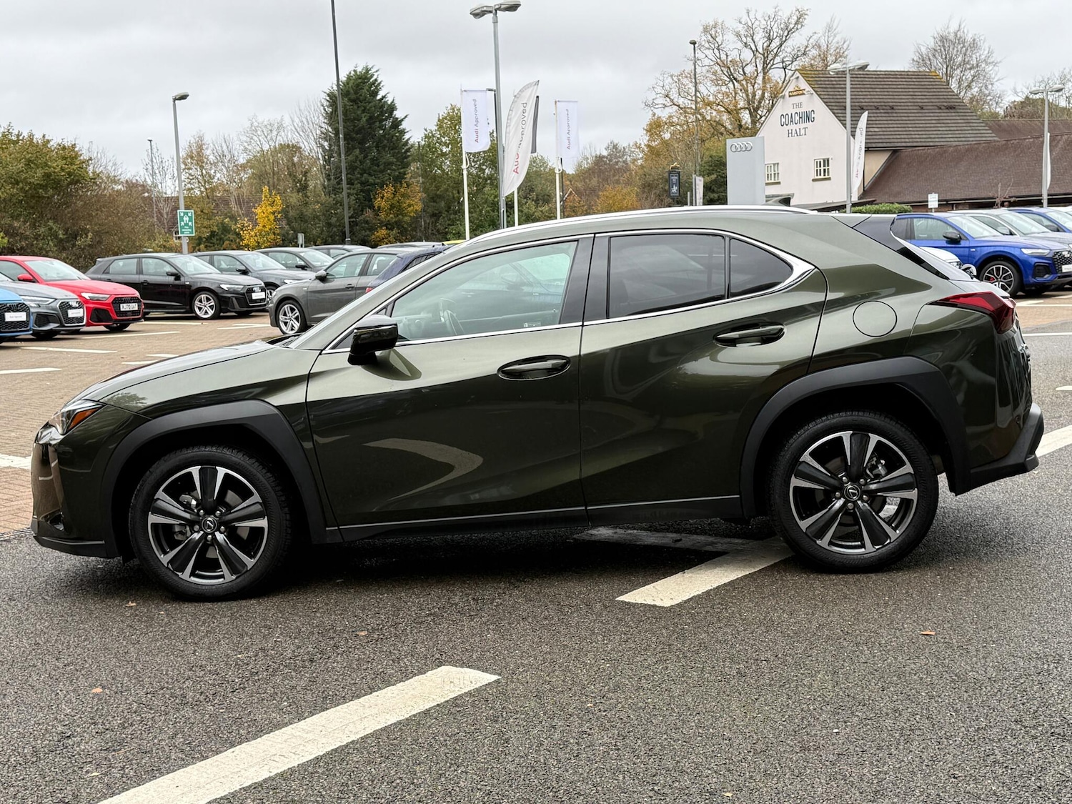 Used Lexus UX 2025 for sale - 76573630: Photo 14