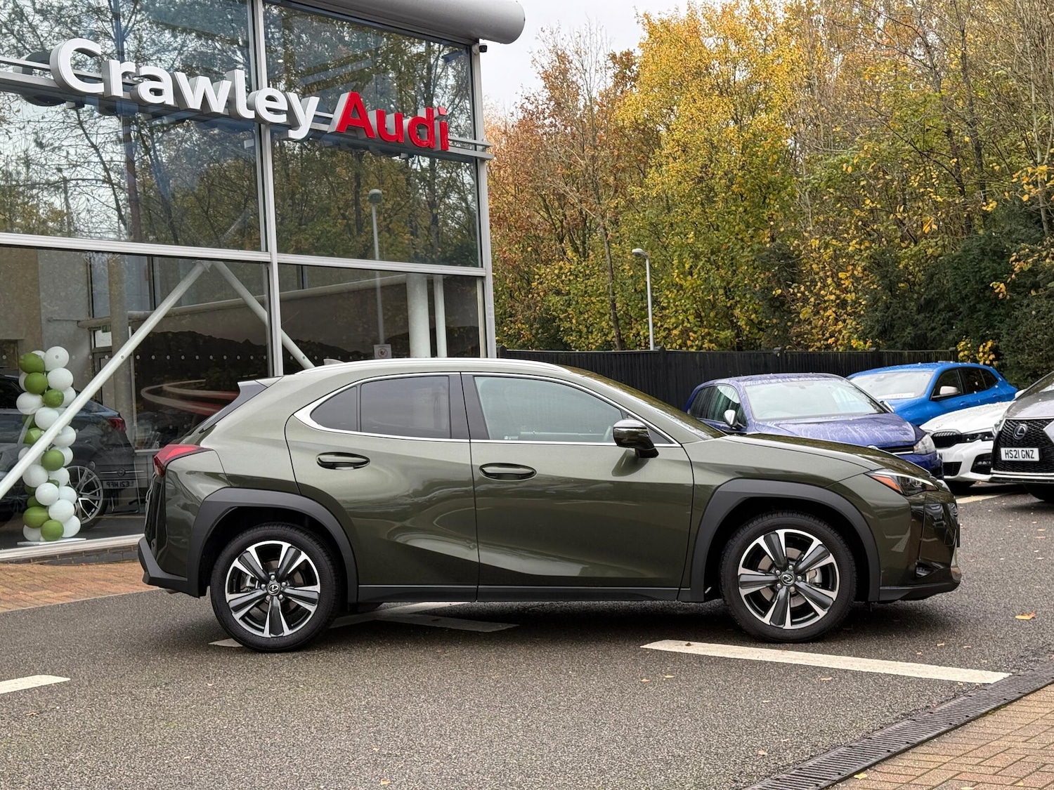 Used Lexus UX 2025 for sale - 76573630: Photo 2