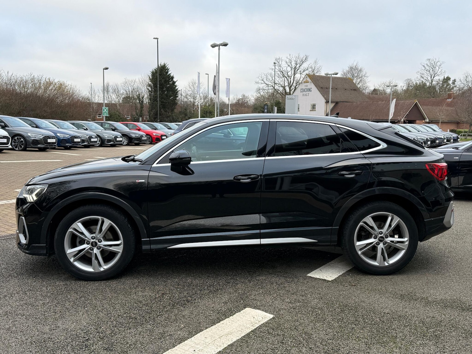 Used Audi Q3 2023 for sale - 77163158: Photo 46