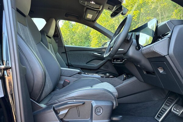 Used Audi Q6 e-tron 2024 for sale - 75670102: Photo 24