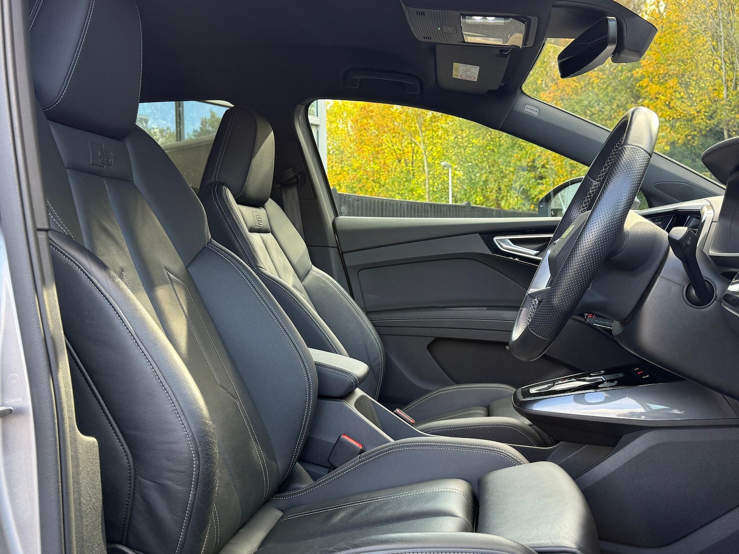 Used Audi Q4 e-tron 2023 for sale - 76866382: Photo 12