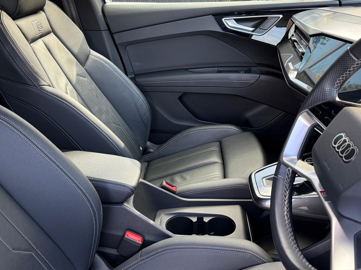 Used Audi Q4 e-tron 2023 for sale - 76866382: Photo 41