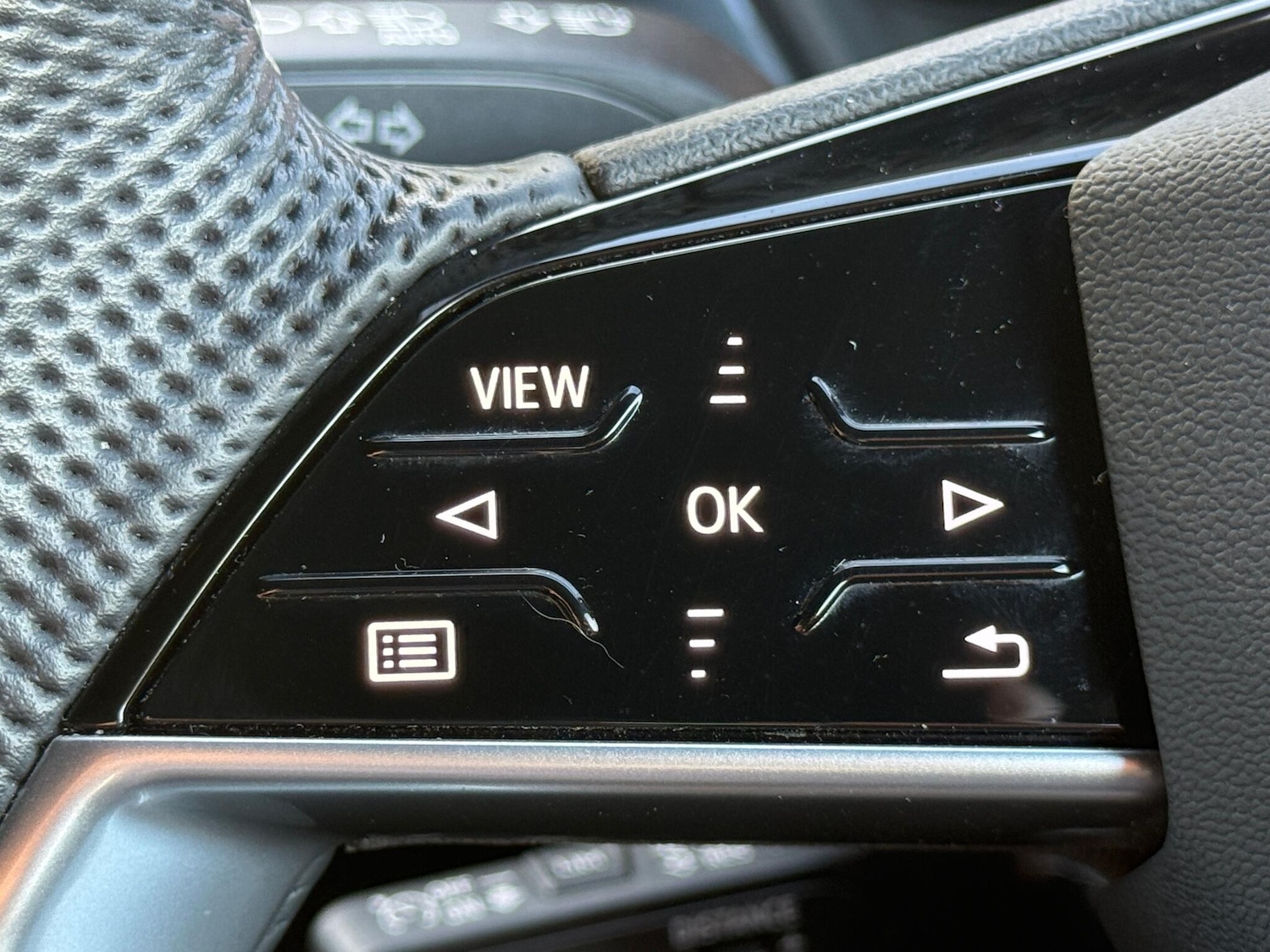 Used Audi Q4 e-tron 2023 for sale - 76866382: Photo 58