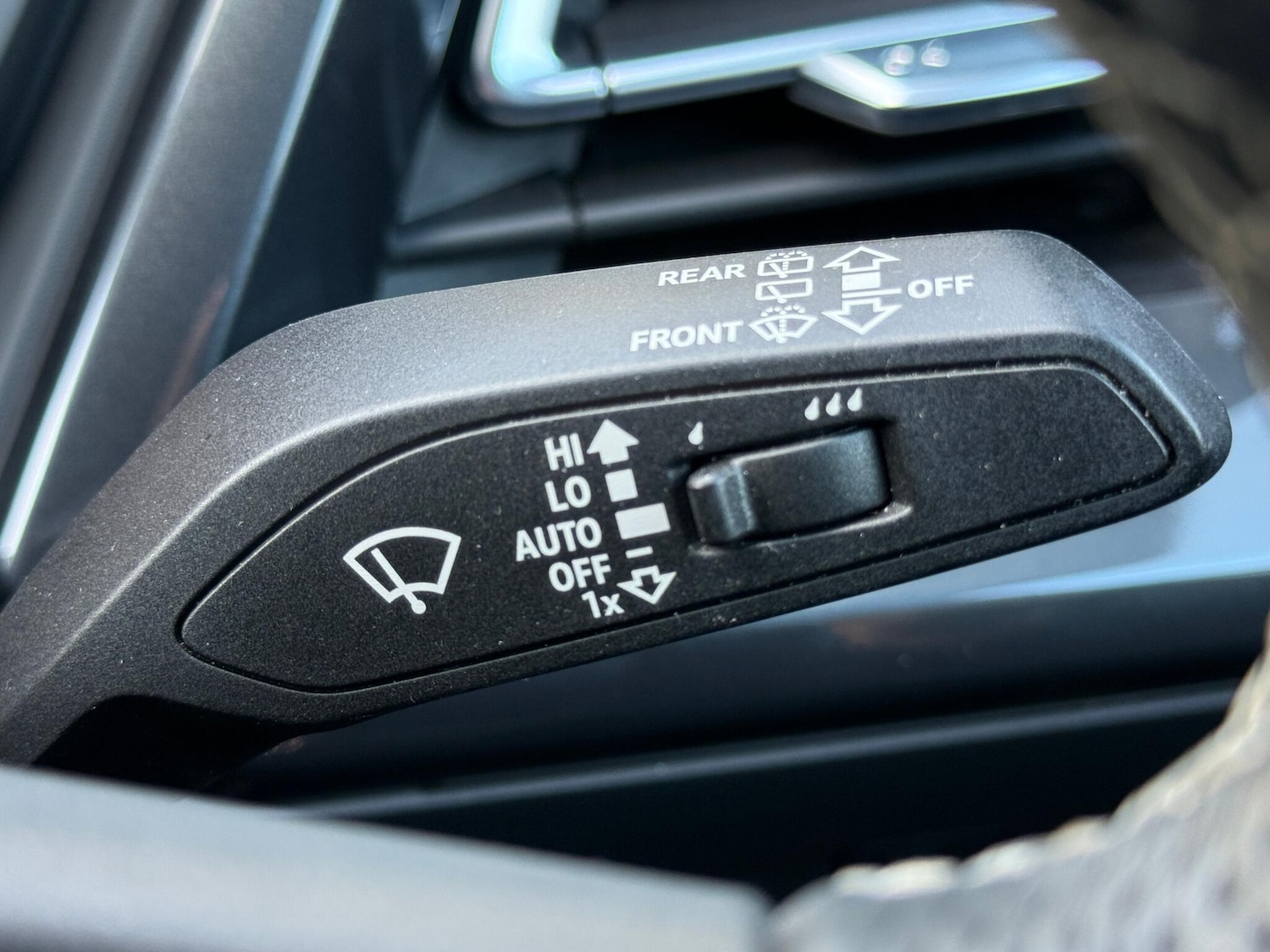 Used Audi Q4 e-tron 2023 for sale - 76866382: Photo 64