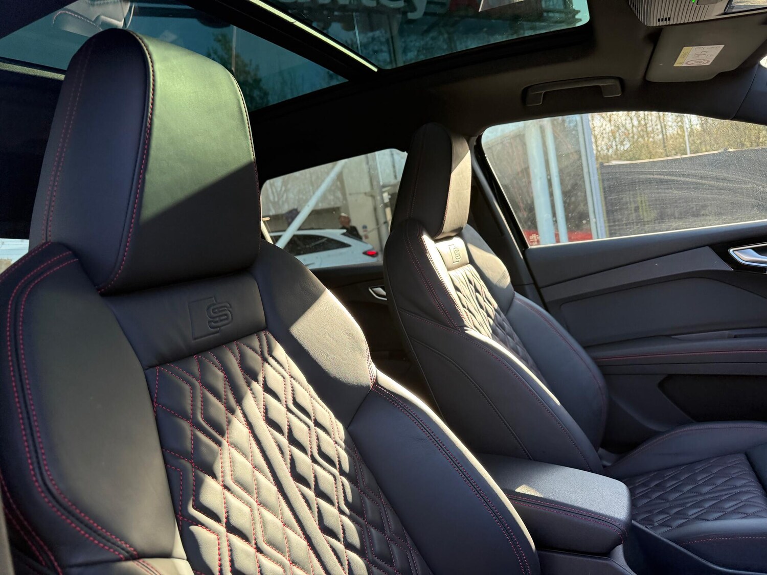 Used Audi Q4 e-tron 2023 for sale - 77440836: Photo 27