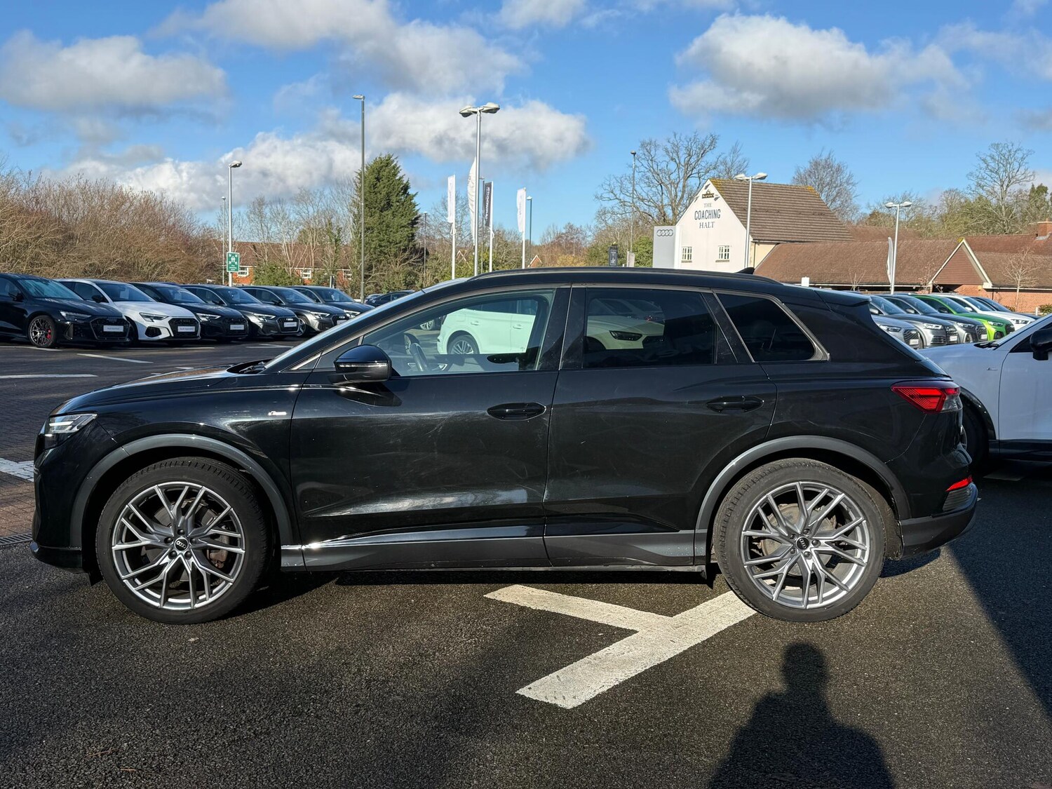 Used Audi Q4 e-tron 2023 for sale - 77440836: Photo 47