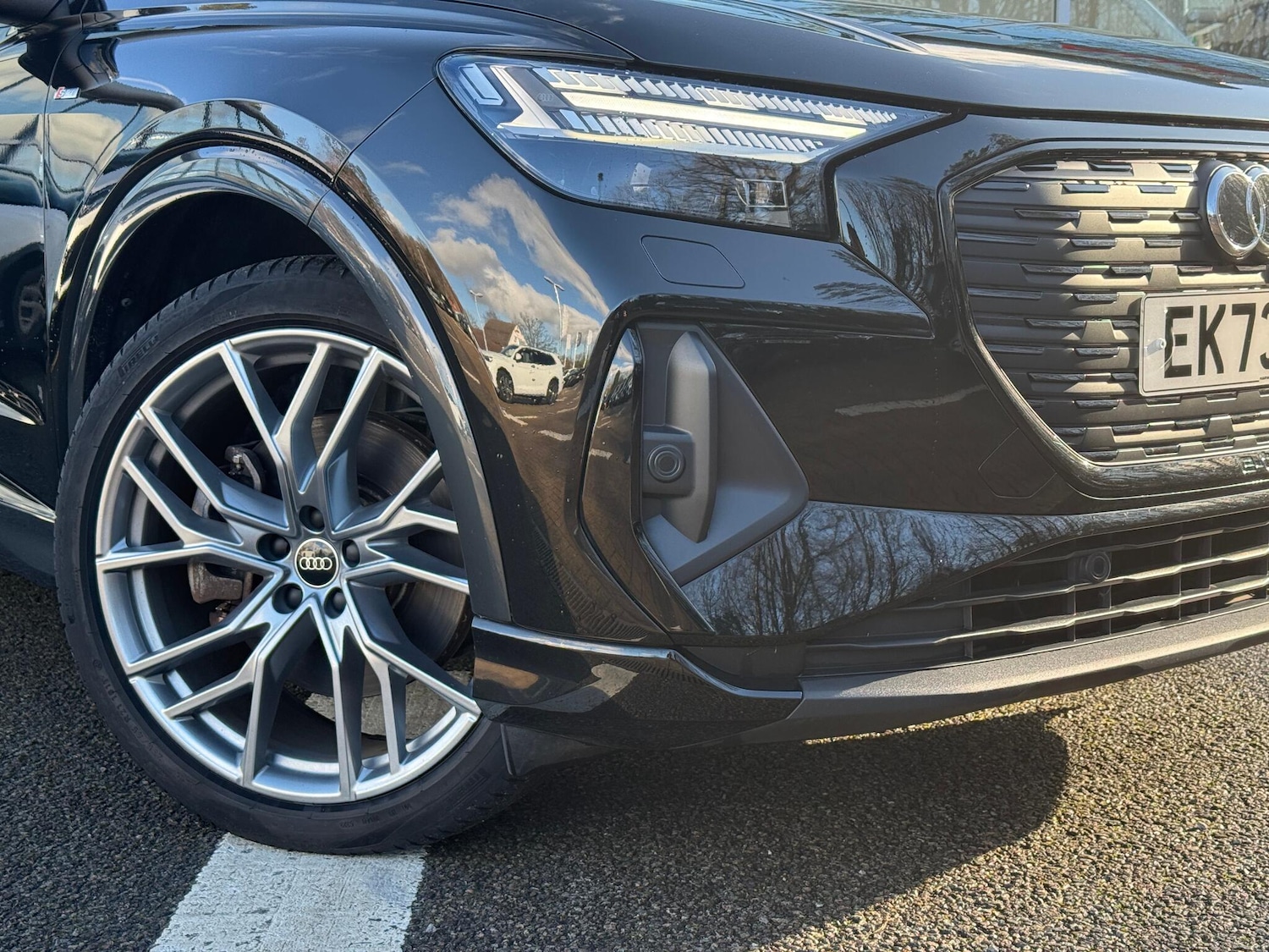 Used Audi Q4 e-tron 2023 for sale - 77440836: Photo 8