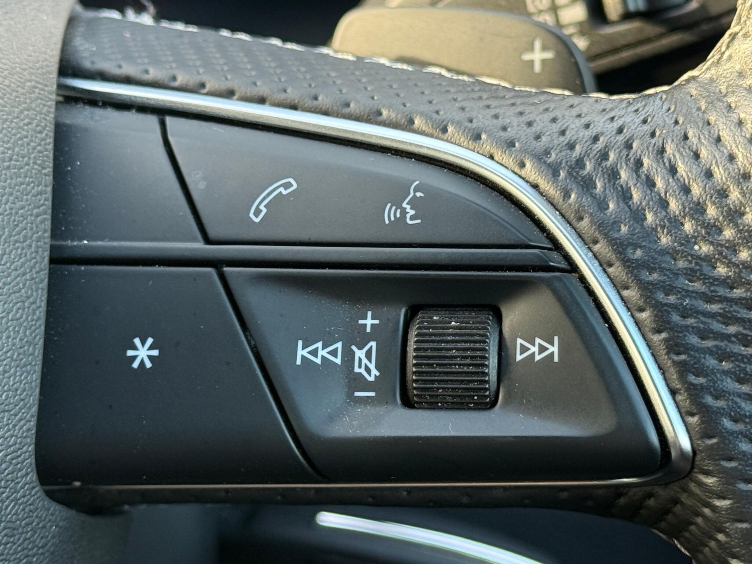 Used Audi Q3 2022 for sale - 76899241: Photo 60