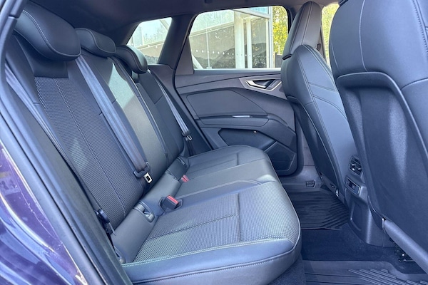 Used Audi Q4 e-tron 2023 for sale - 76228103: Photo 10