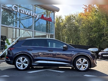Used Audi Q4 e-tron 2023 for sale - 76228103: Photo 2