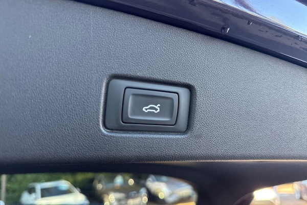 Used Audi Q4 e-tron 2023 for sale - 76228103: Photo 34