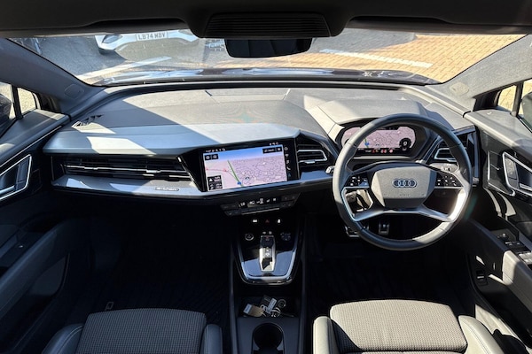 Used Audi Q4 e-tron 2023 for sale - 76228103: Photo 3