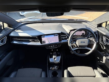 Used Audi Q4 e-tron 2023 for sale - 76228103: Photo 3