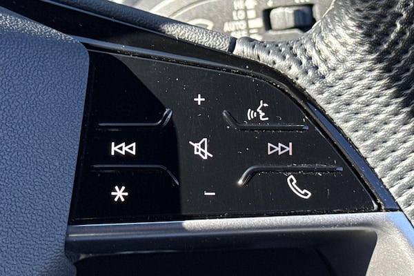 Used Audi Q4 e-tron 2023 for sale - 76228103: Photo 47