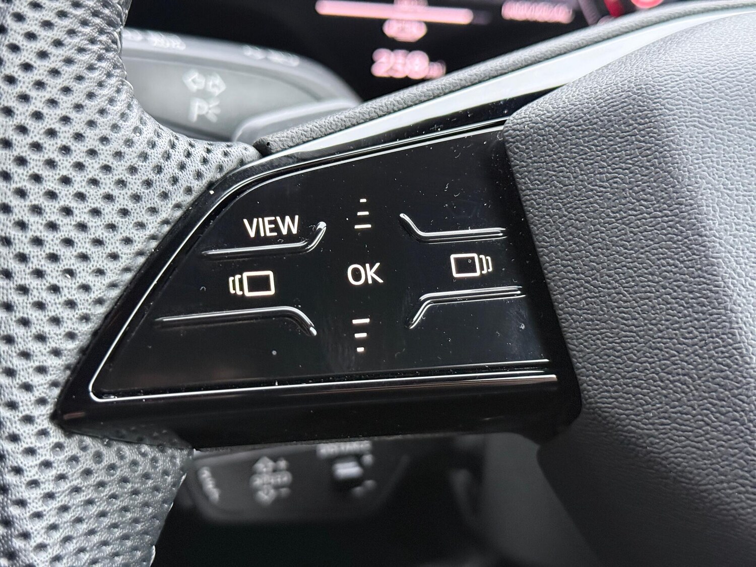 Used Audi Q6 e-tron 2025 for sale - 77559068: Photo 13