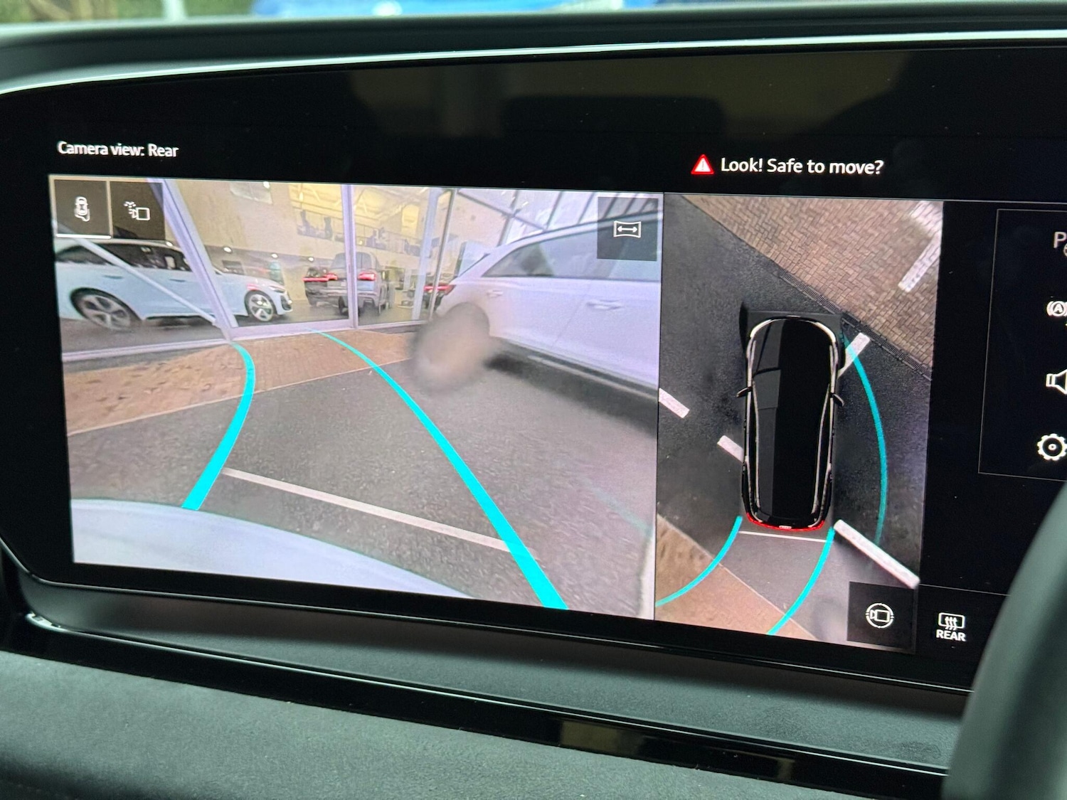 Used Audi Q6 e-tron 2025 for sale - 77559068: Photo 4