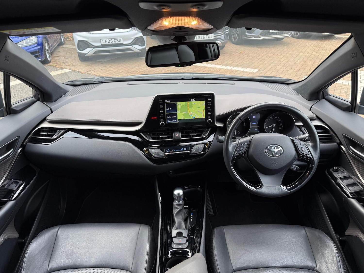 Used Toyota C-HR 2020 for sale - 76620020: Photo 3