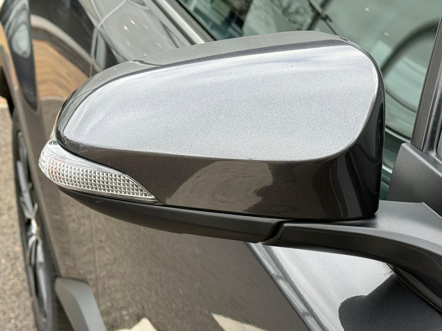 Used Toyota C-HR 2020 for sale - 76620020: Photo 41