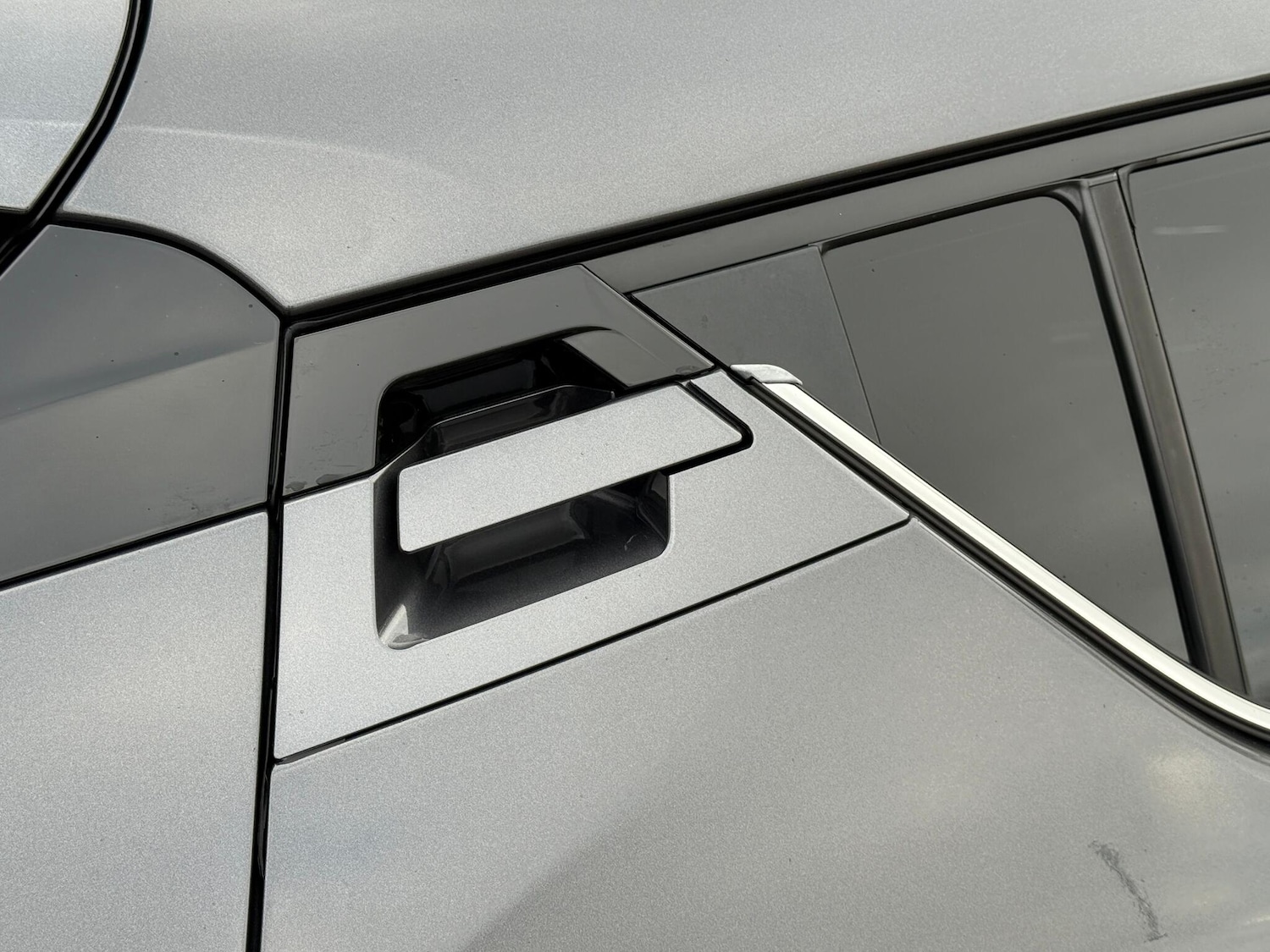 Used Toyota C-HR 2020 for sale - 76620020: Photo 47