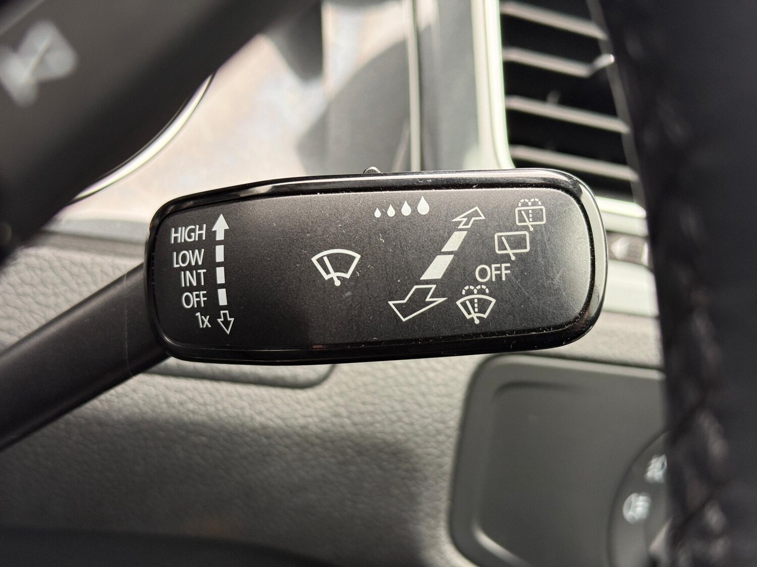 Used Volkswagen Golf 2019 for sale - 77468289: Photo 11