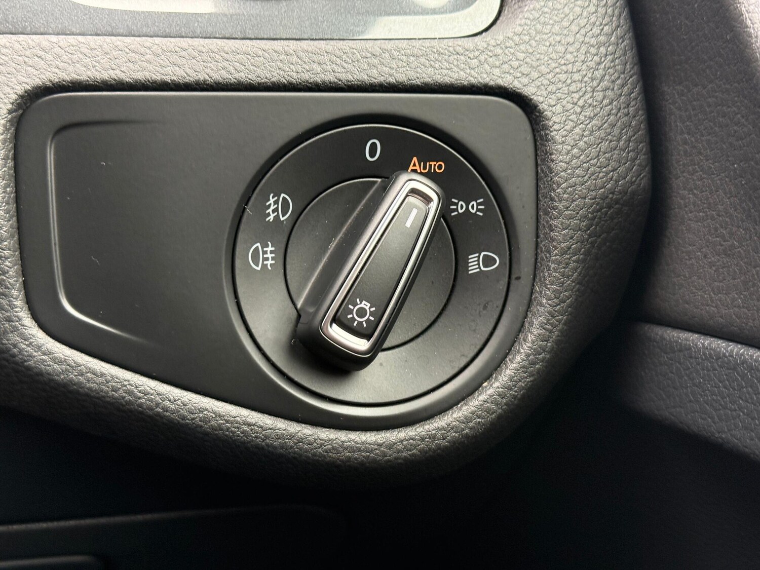 Used Volkswagen Golf 2019 for sale - 77468289: Photo 14