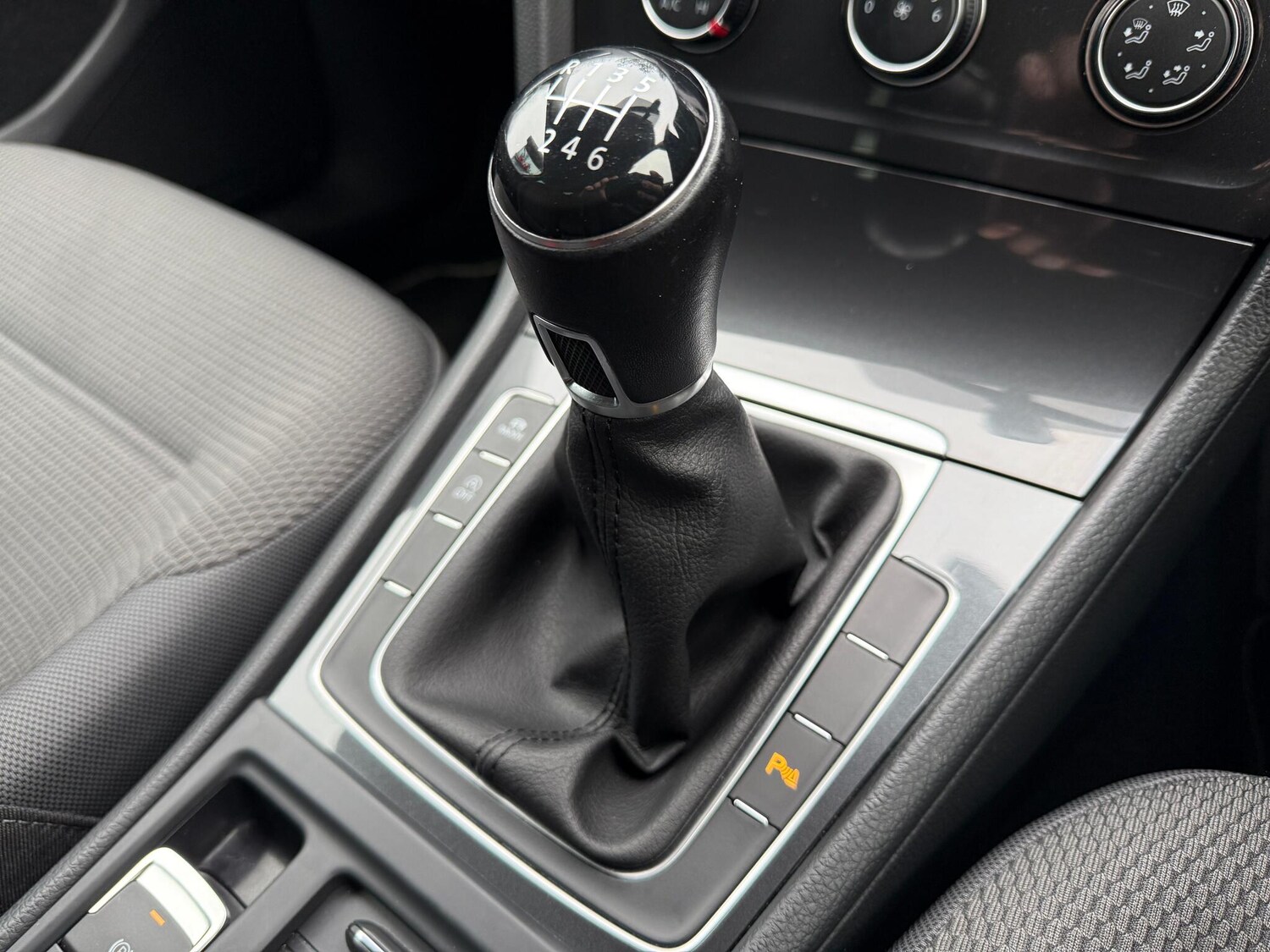 Used Volkswagen Golf 2019 for sale - 77468289: Photo 17