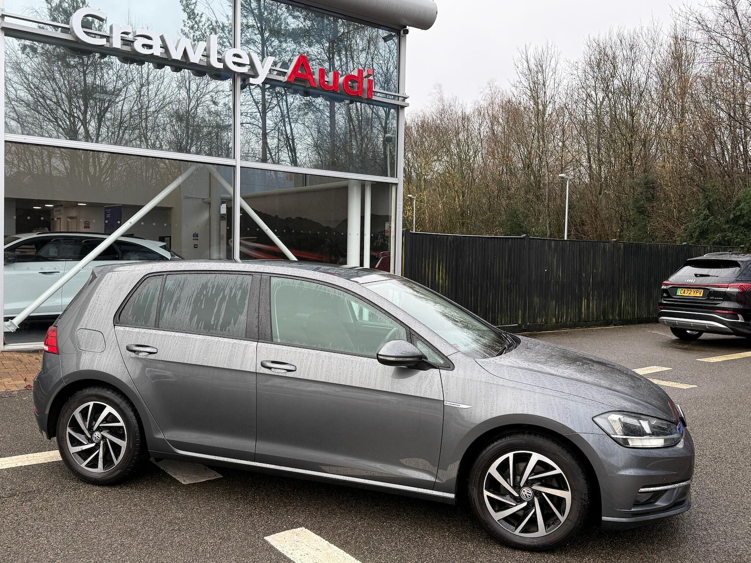 Used Volkswagen Golf 2019 for sale - 77468289: Photo 2