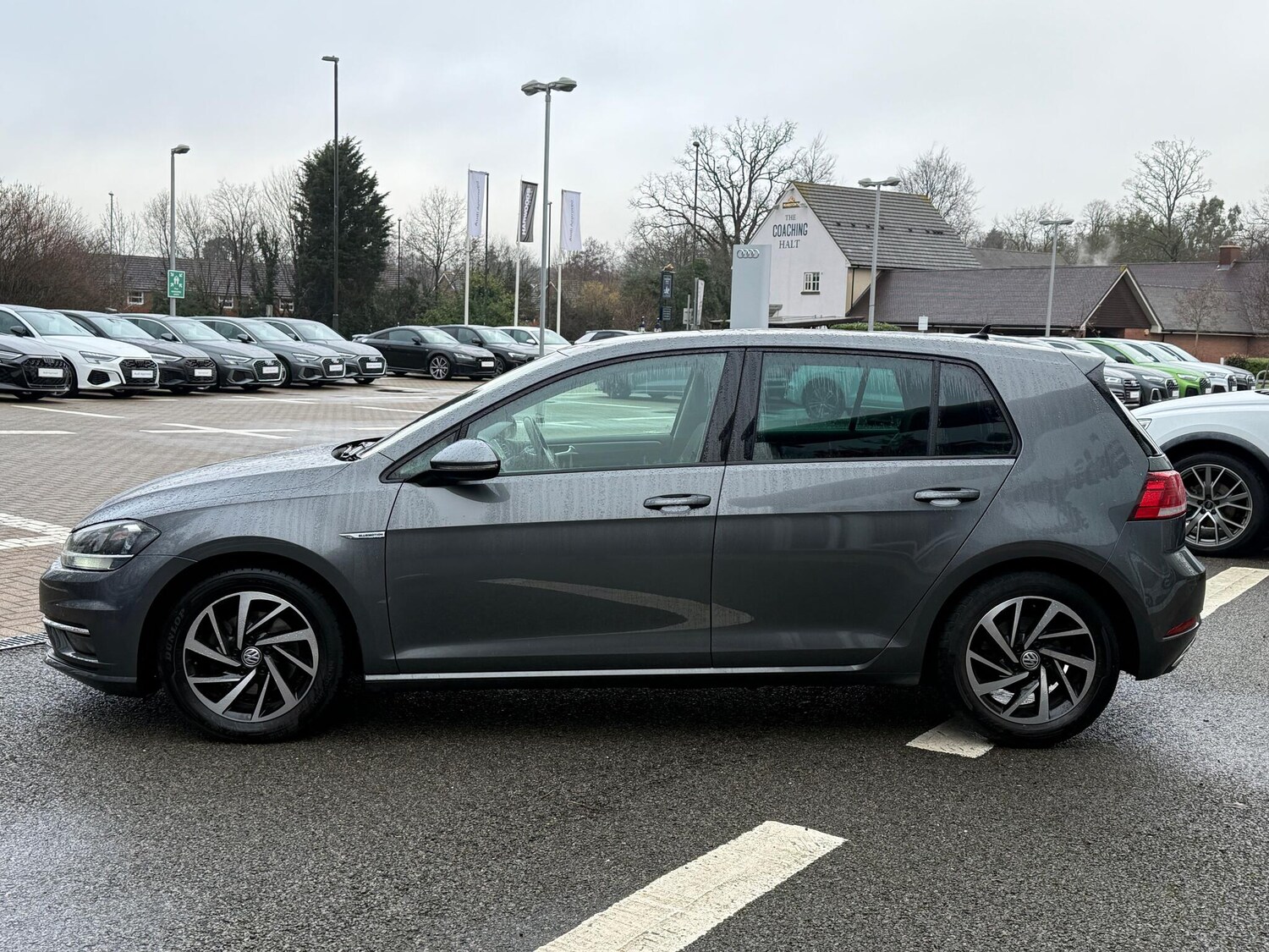 Used Volkswagen Golf 2019 for sale - 77468289: Photo 41