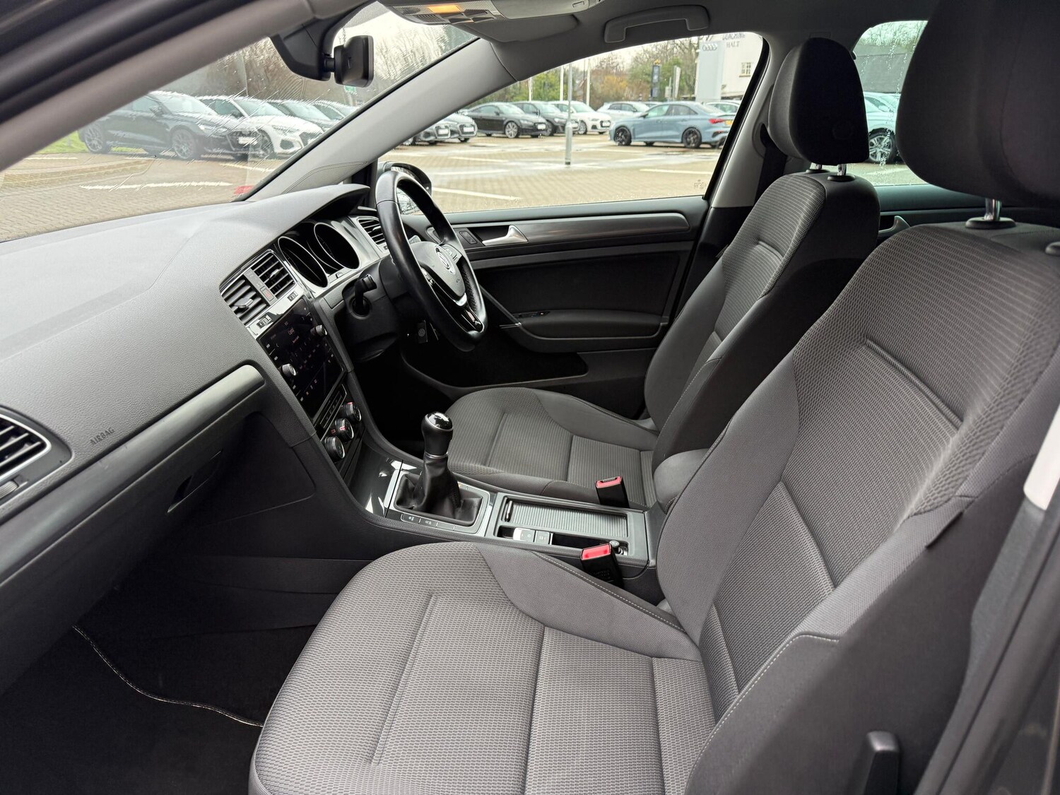 Used Volkswagen Golf 2019 for sale - 77468289: Photo 47