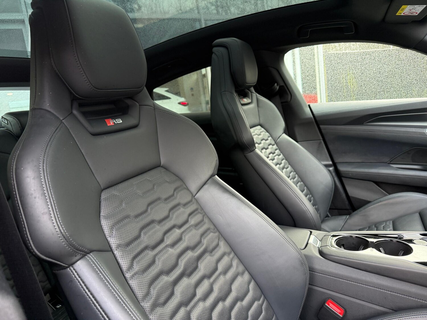 Used Audi RS e-tron GT 2022 for sale - 77468176: Photo 24