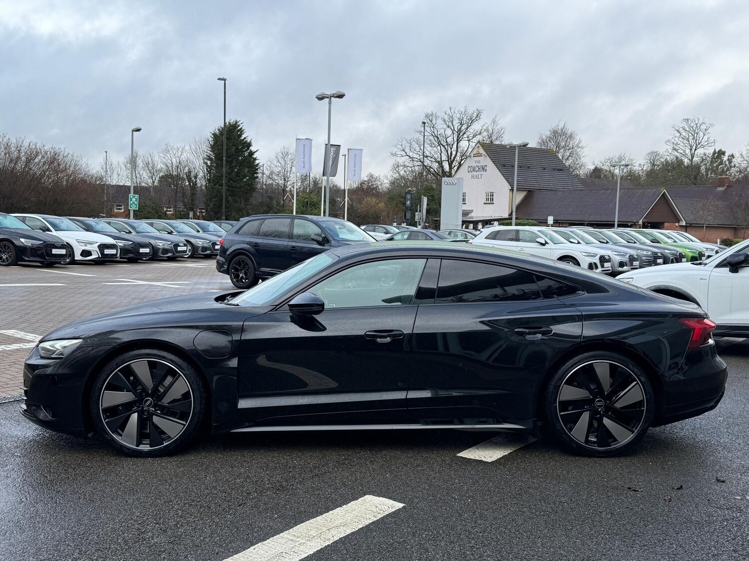 Used Audi RS e-tron GT 2022 for sale - 77468176: Photo 43