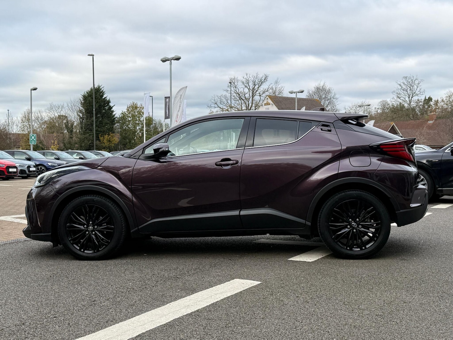 Used Toyota C-HR 2023 for sale - 76646006: Photo 14