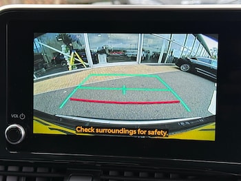 Used Toyota C-HR 2023 for sale - 76646006: Photo