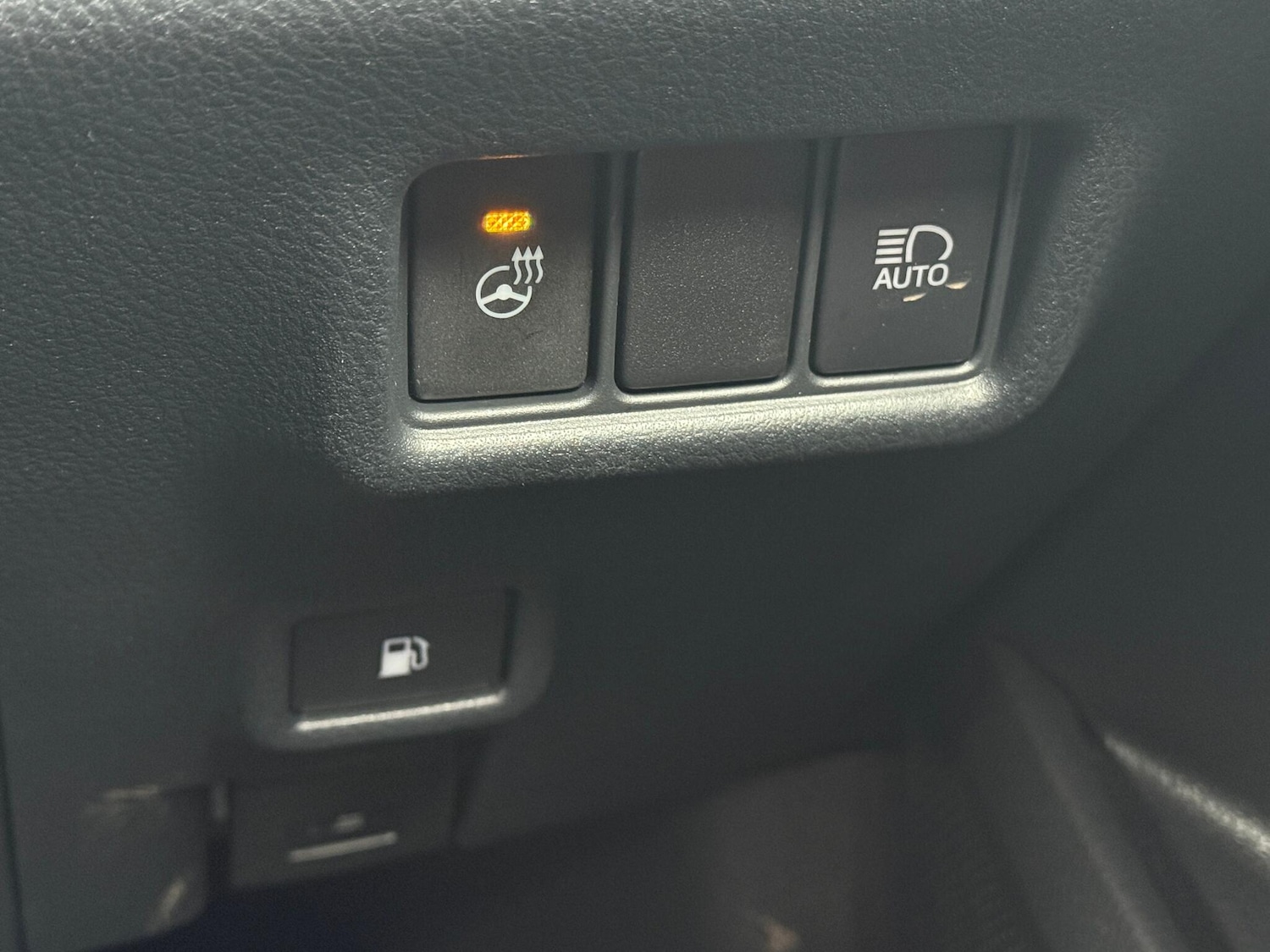 Used Toyota C-HR 2023 for sale - 76646006: Photo 62