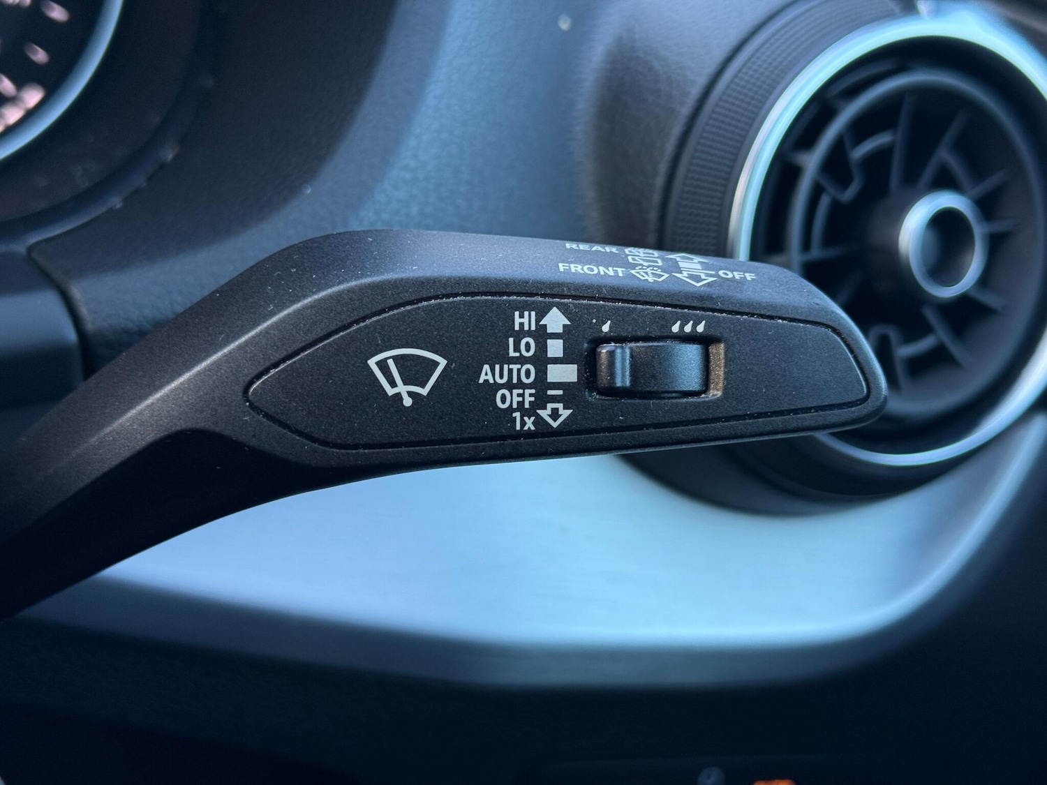 Used Audi Q2 2018 for sale - 76802245: Photo 15