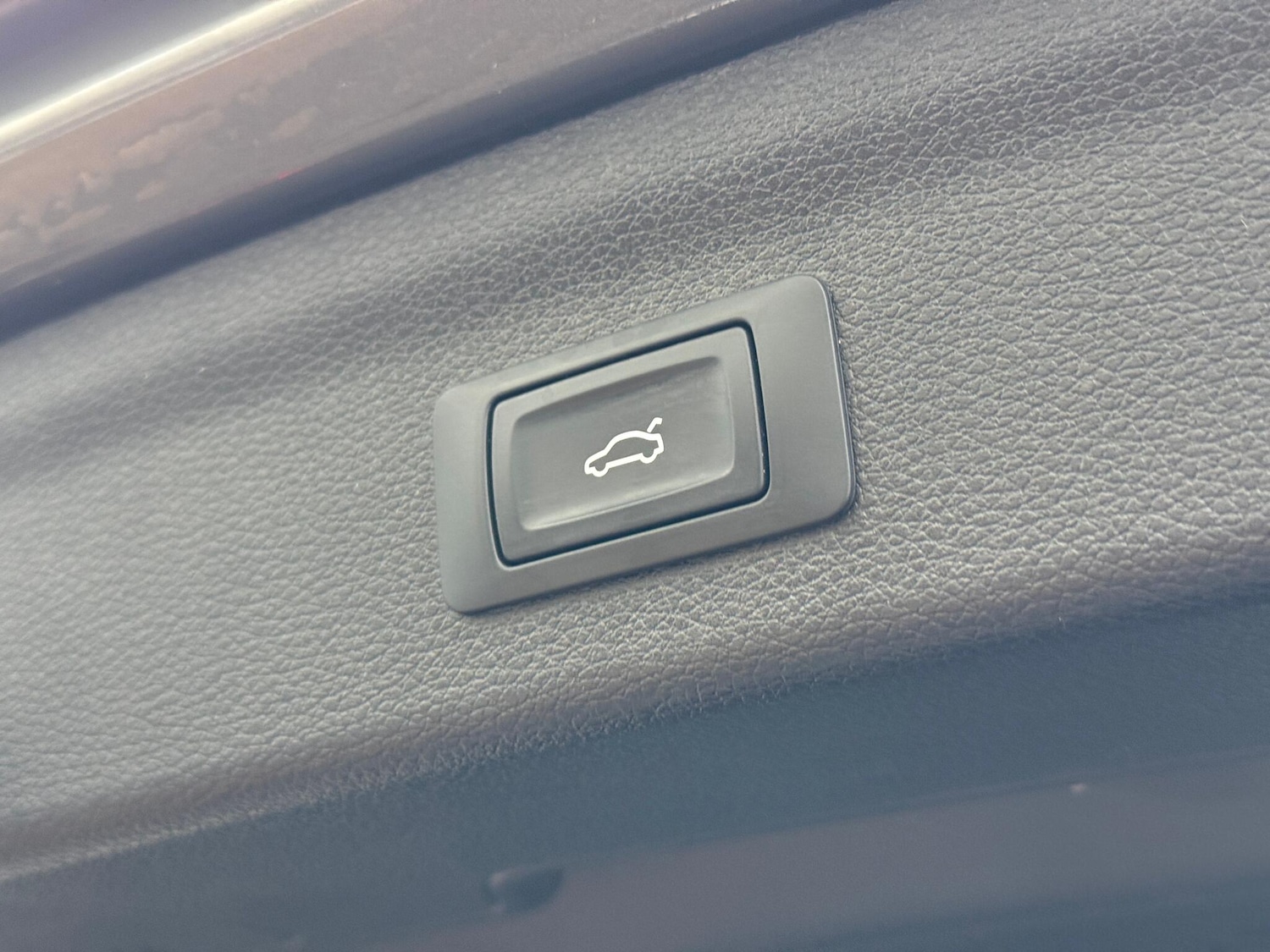 Used Audi Q3 2020 for sale - 77345057: Photo 40