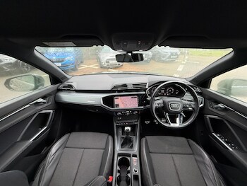 Used Audi Q3 2020 for sale - 77345057: Photo