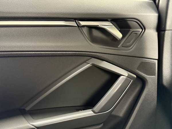 Used Audi Q3 2023 for sale - 75747091: Photo 39
