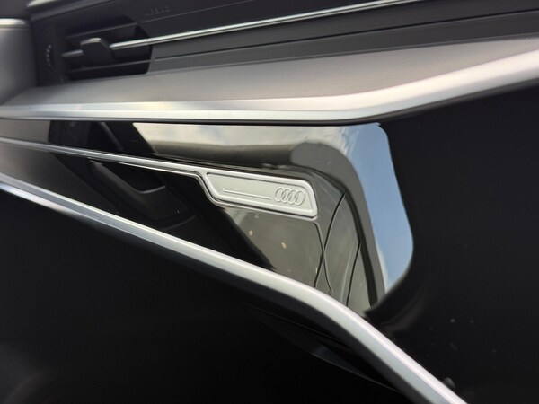 Used Audi A6 Saloon 2022 for sale - 76270978: Photo 11