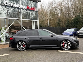 Used Audi RS4 2023 for sale - 76926878: Photo