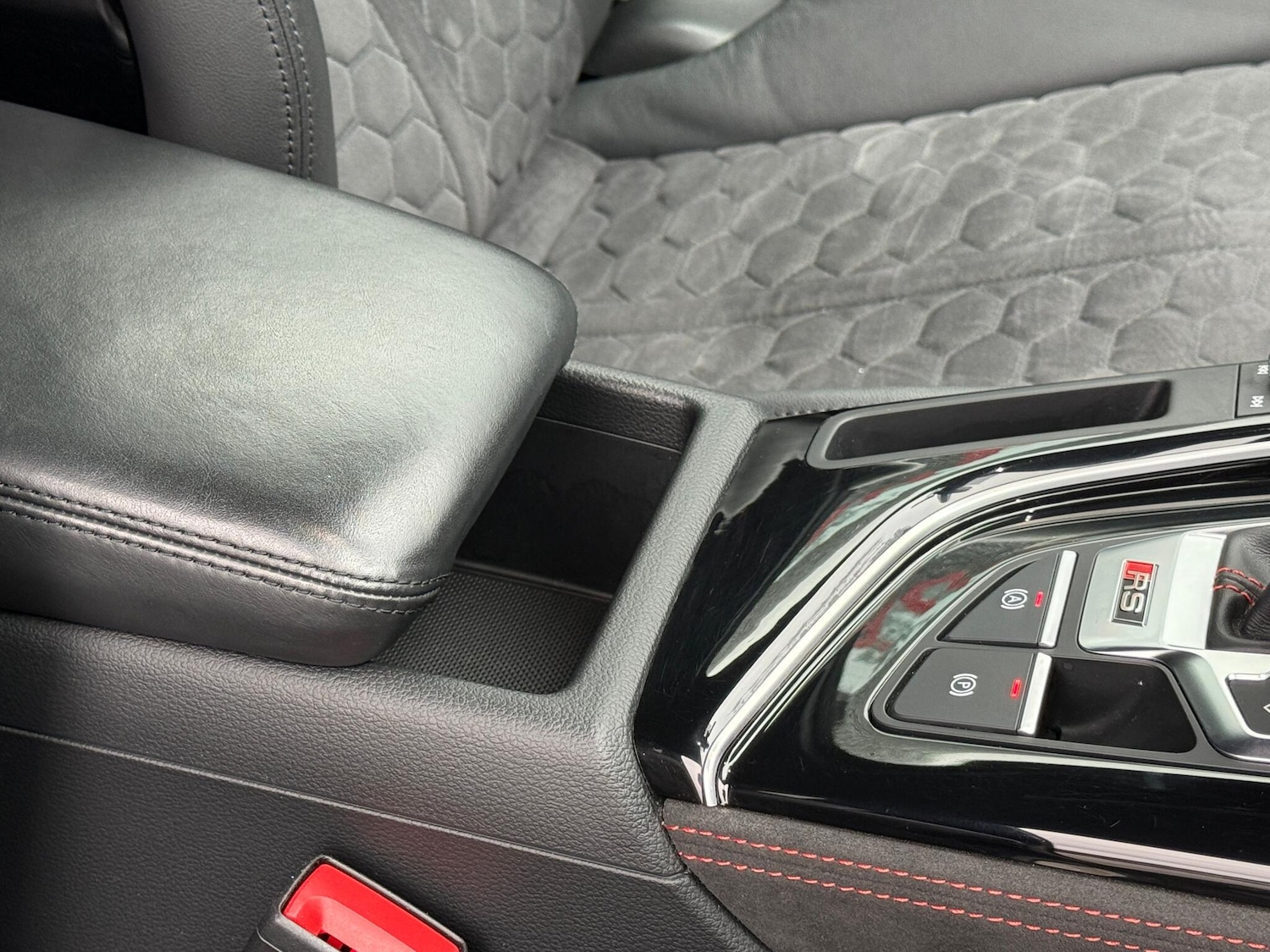 Used Audi RS4 2023 for sale - 76926878: Photo 45