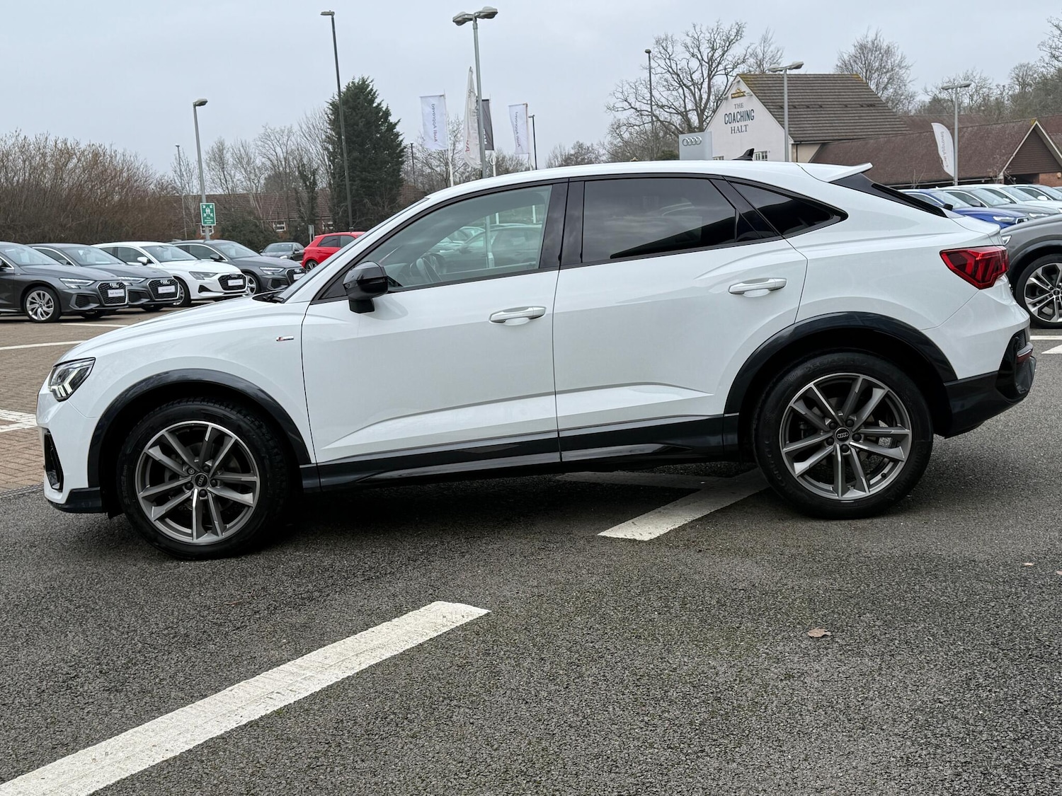 Used Audi Q3 2022 for sale - 77331344: Photo 15